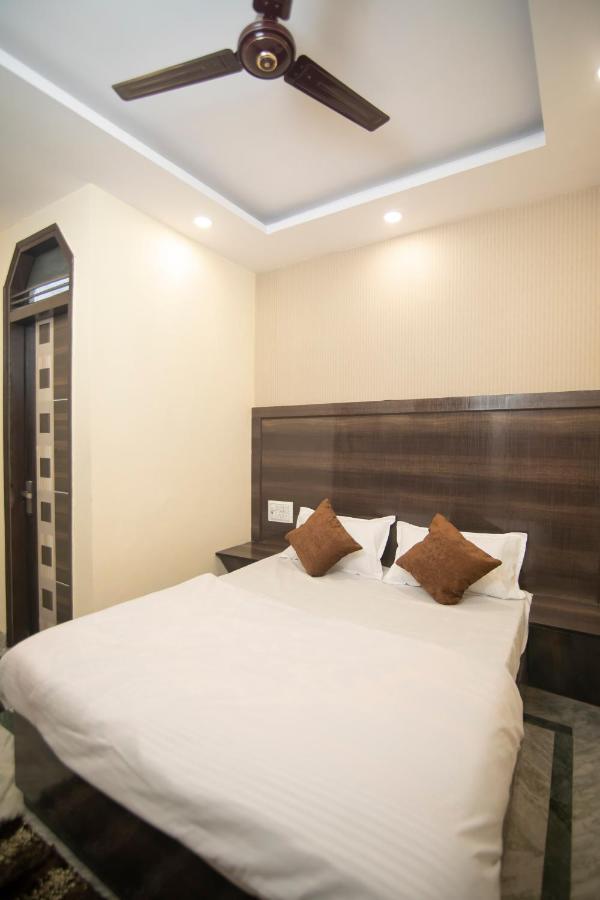 Hotel Siddharth A Boutique Guest House Ню Делхи Екстериор снимка