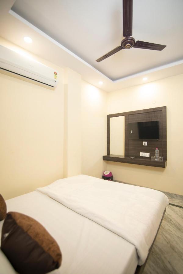Hotel Siddharth A Boutique Guest House Ню Делхи Екстериор снимка