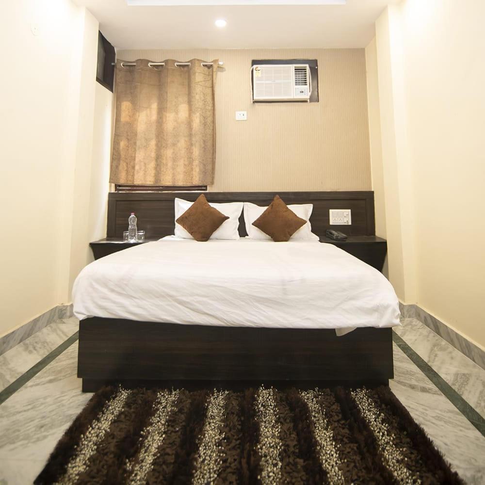Hotel Siddharth A Boutique Guest House Ню Делхи Екстериор снимка