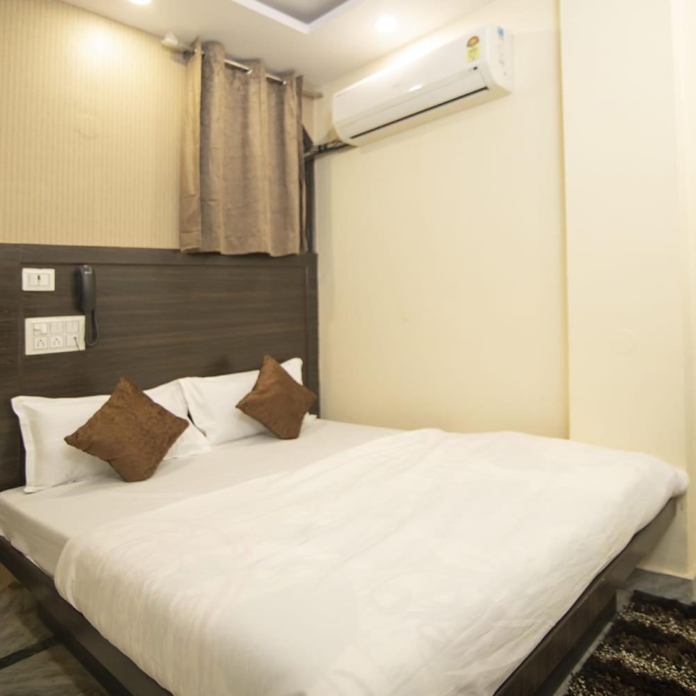 Hotel Siddharth A Boutique Guest House Ню Делхи Екстериор снимка